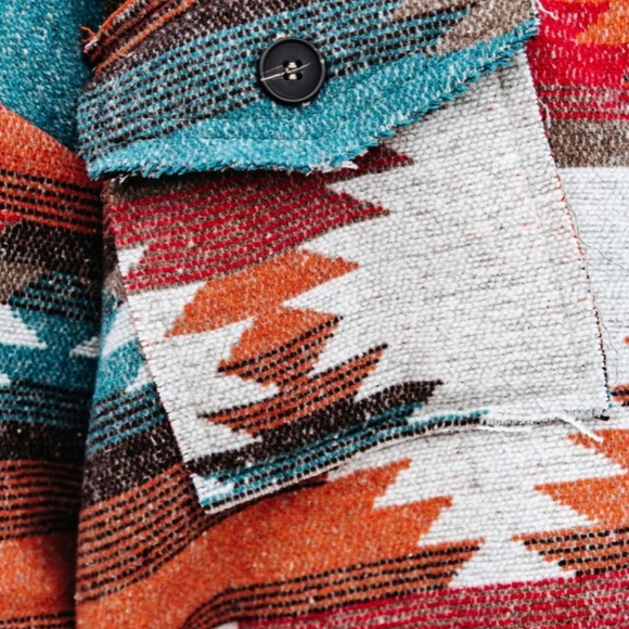 FLASH SALE!! Aztec Yellowstone Distressed Flannel Jacket Coat - Picture 4 of 11